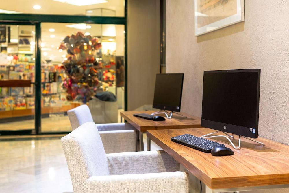 La Joya Pachuca Ξενοδοχείο Εξωτερικό φωτογραφία Computers in a hotel