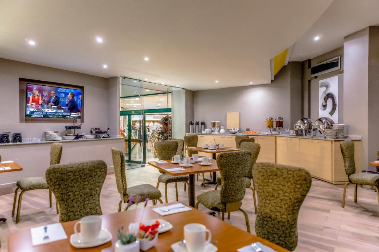 La Joya Pachuca Ξενοδοχείο Εξωτερικό φωτογραφία The lounge at the airport