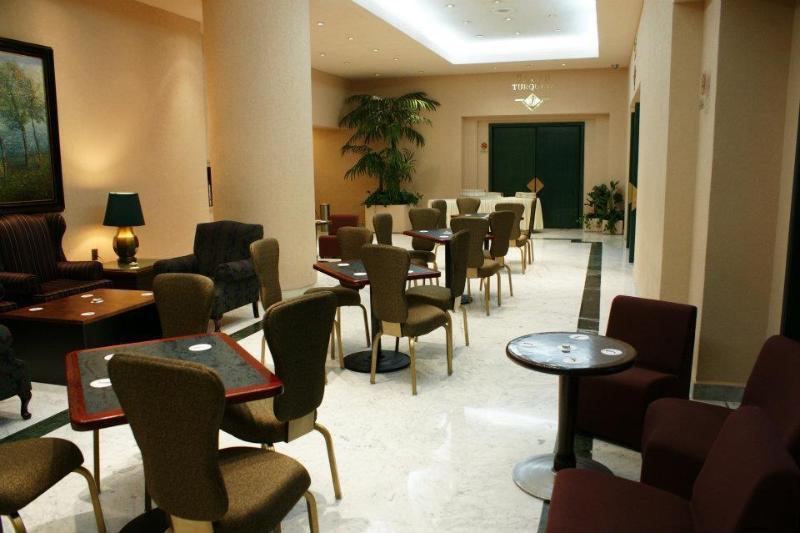 La Joya Pachuca Ξενοδοχείο Εξωτερικό φωτογραφία The lounge at the airport